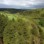 Seasons فندق مبيت وإفطار