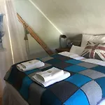 فندق مبيت وإفطار Seasons *