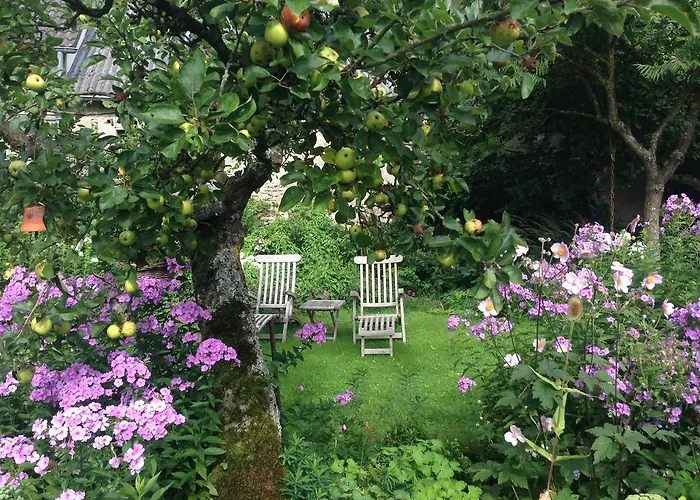 Bed & Breakfast Seasons