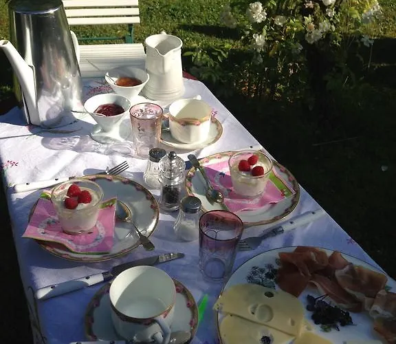 Frühstückspension Seasons Kerpen (Rhineland-Palatinate)